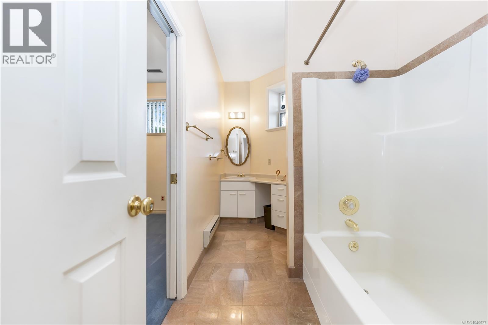  2717 Somass Drive, Oak Bay