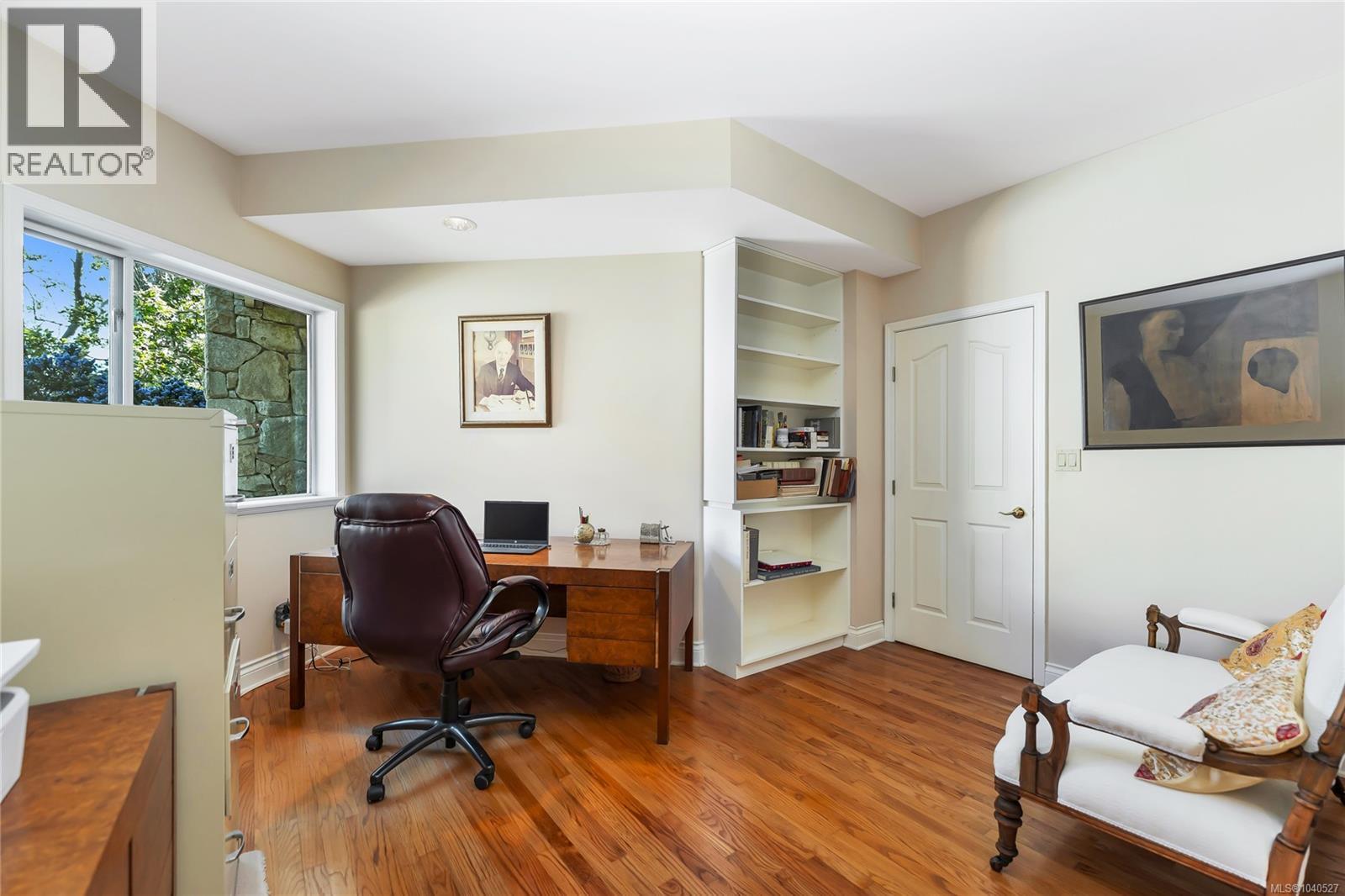  2717 Somass Drive, Oak Bay
