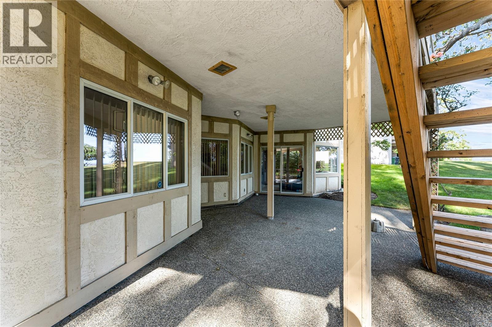  2717 Somass Drive, Oak Bay