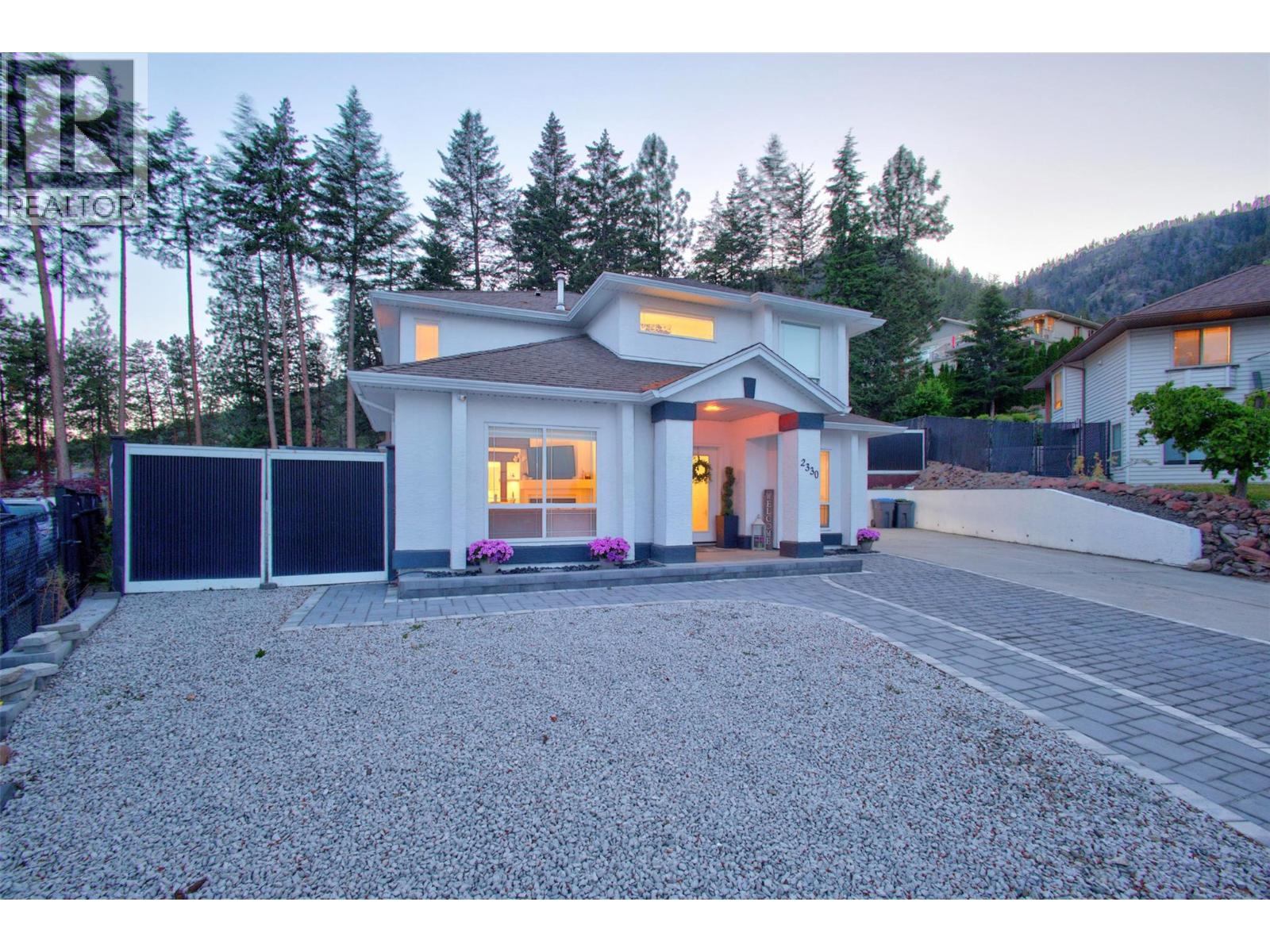  2330 Shannon Woods Drive, West Kelowna