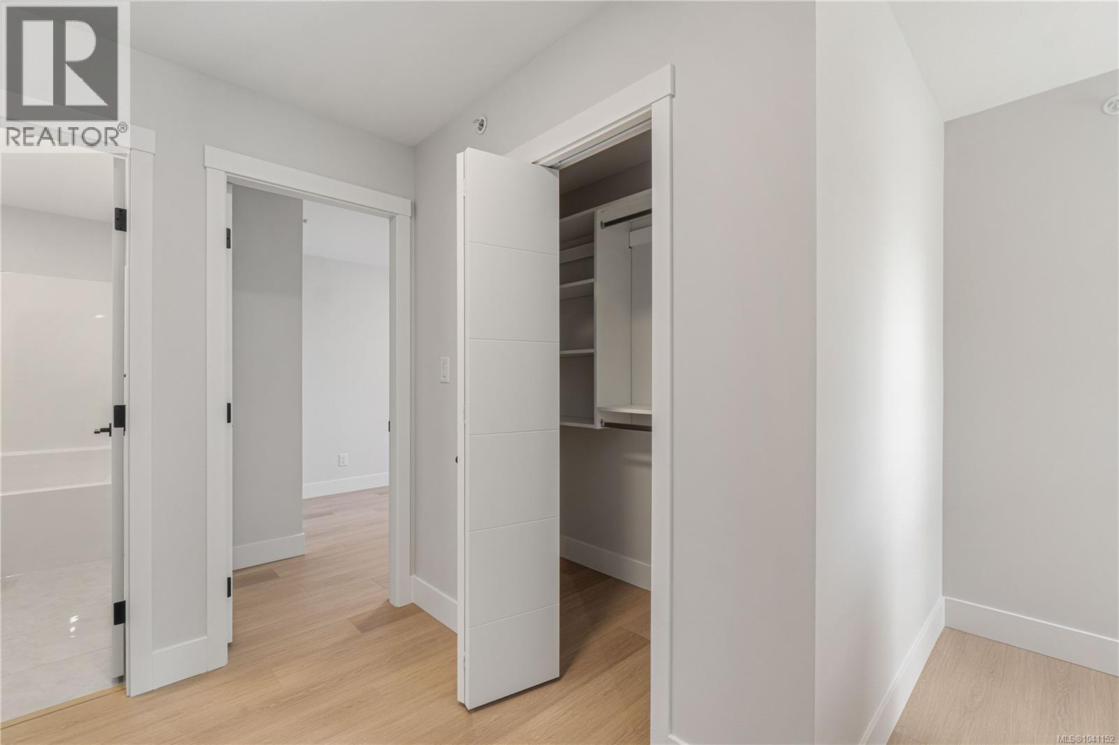 1517 Marban Rd - 13