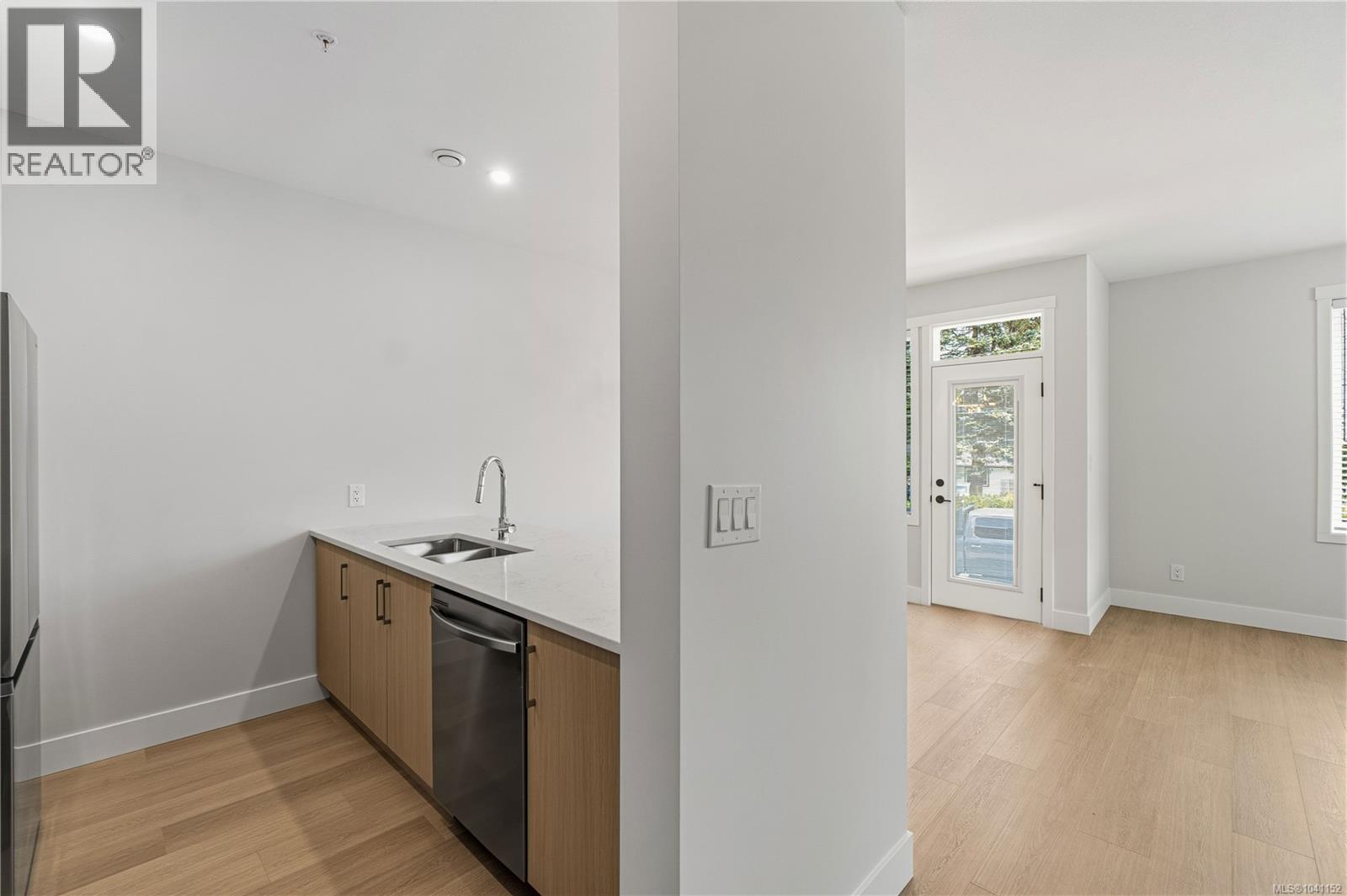 1517 Marban Rd - 5