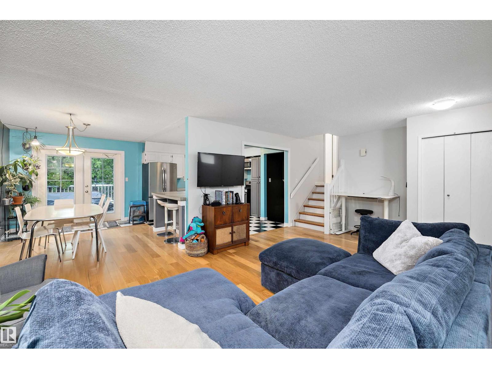 52 ALEXANDER DR — photo 9
