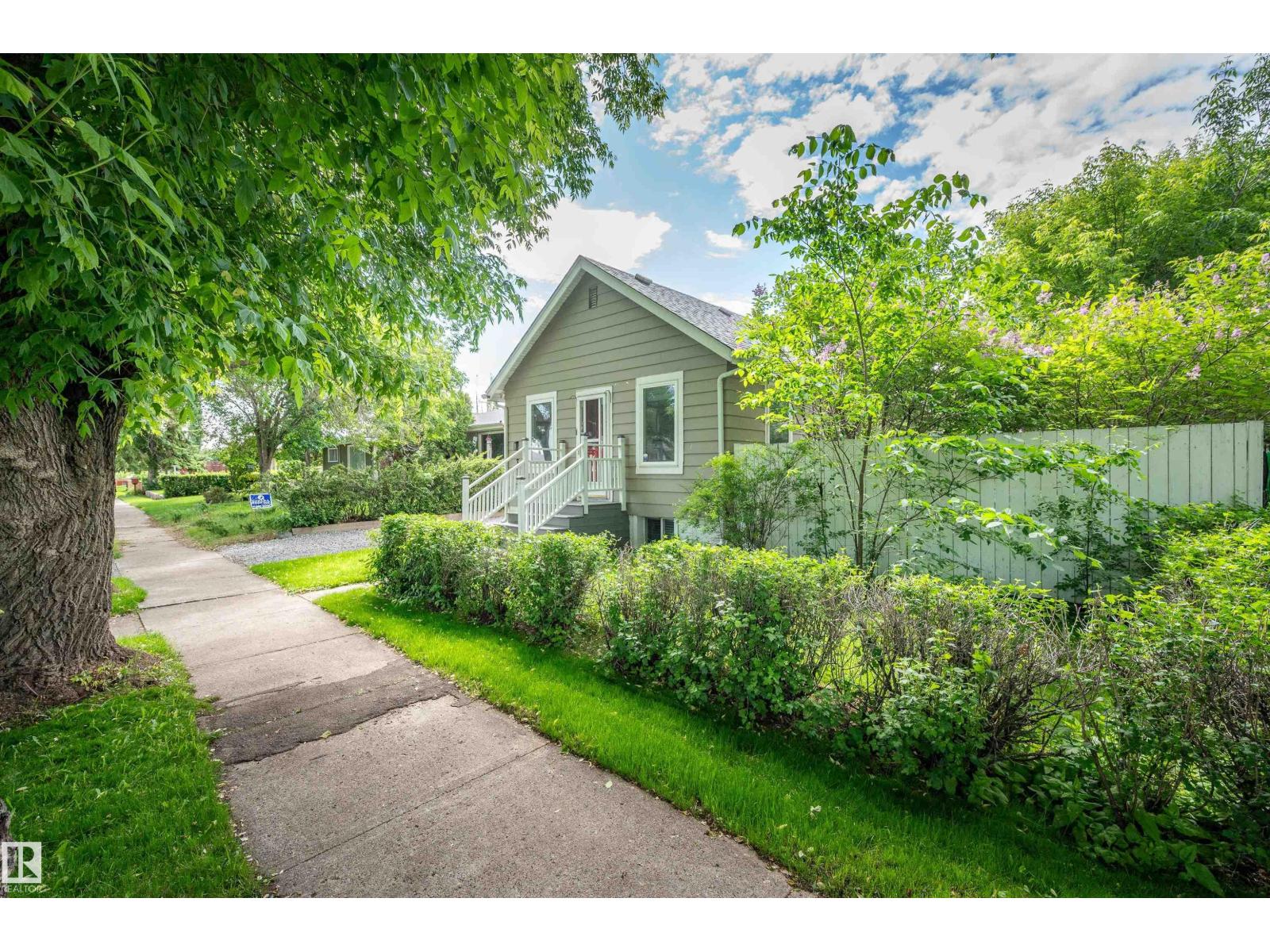 3631 108 AV NW - photo 2