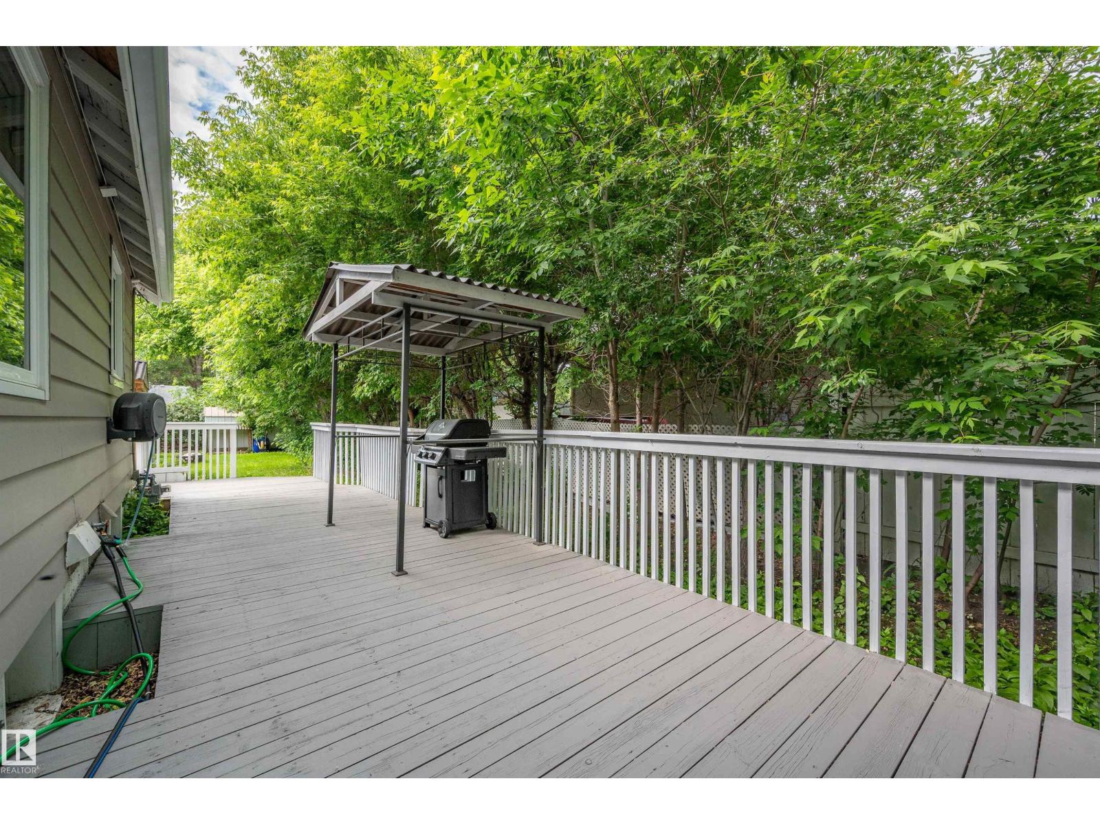 3631 108 AV NW — photo 43