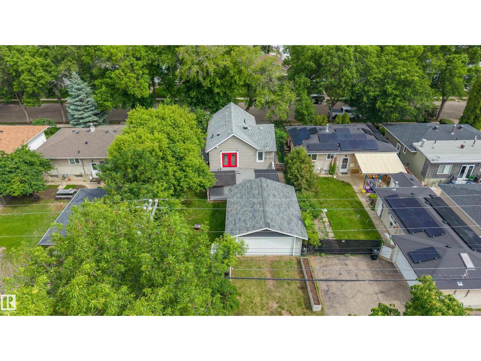 3631 108 AV NW — photo 56