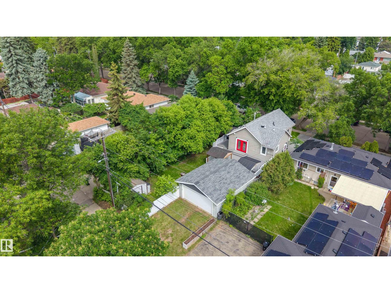 3631 108 AV NW — photo 57