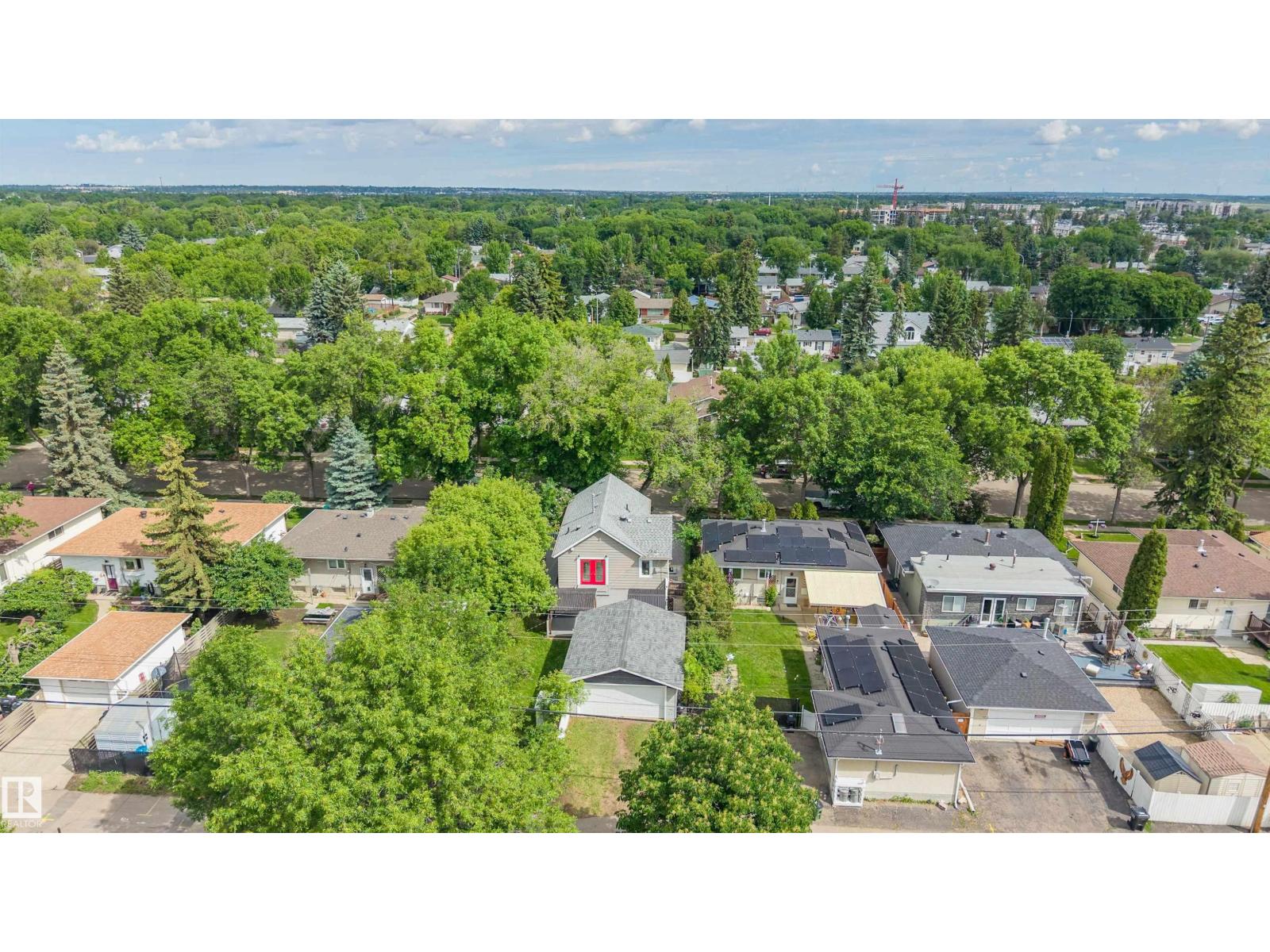 3631 108 AV NW — photo 62