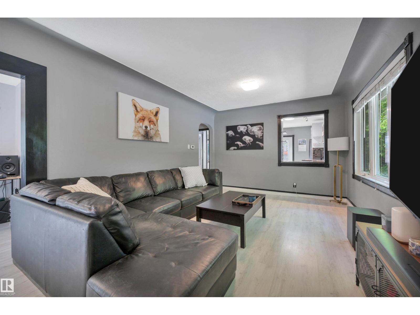 3631 108 AV NW — photo 7