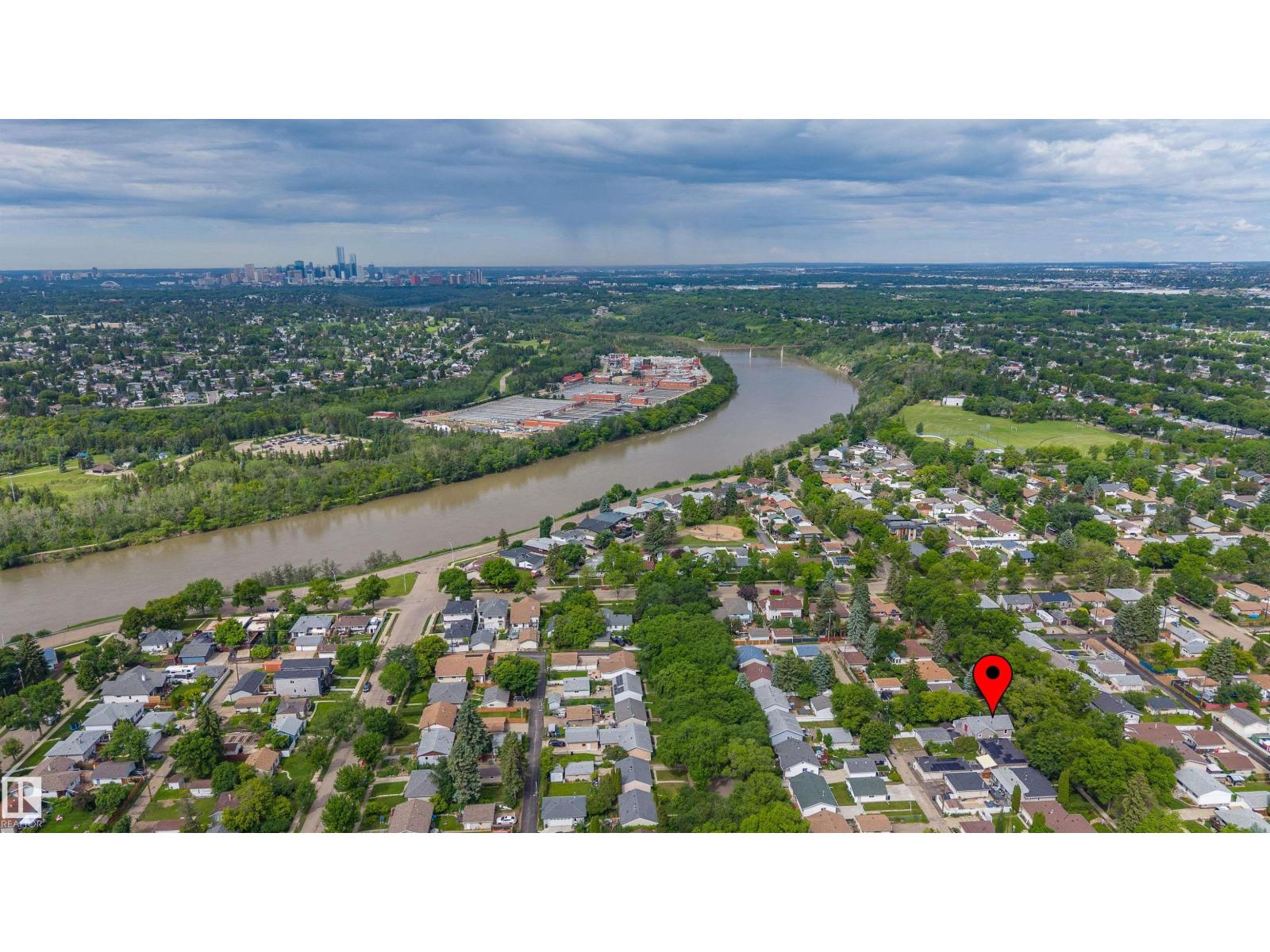 3631 108 AV NW — photo 71