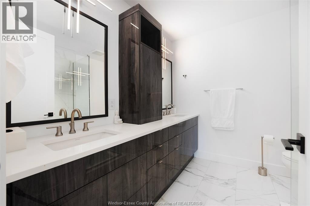 #301 14400 TECUMSEH ROAD East - 15