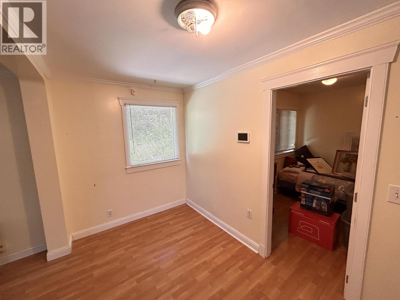 836 ELGIN STREET - 14