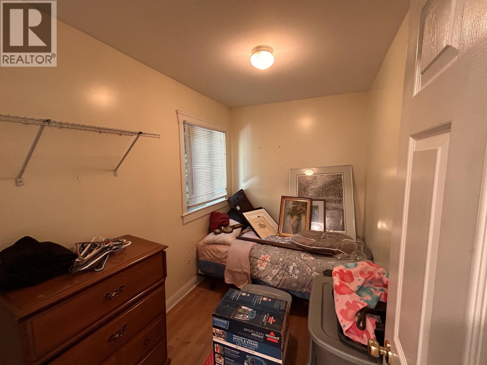 836 ELGIN STREET - 20