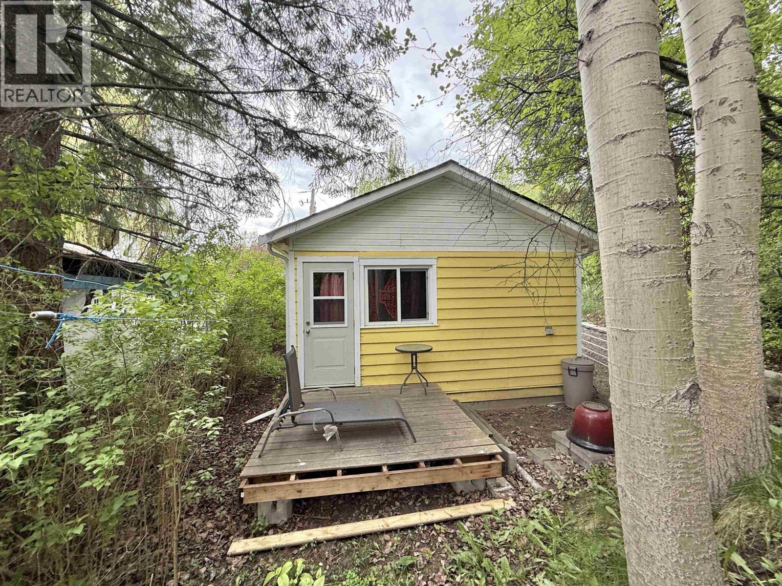 836 ELGIN STREET - 25
