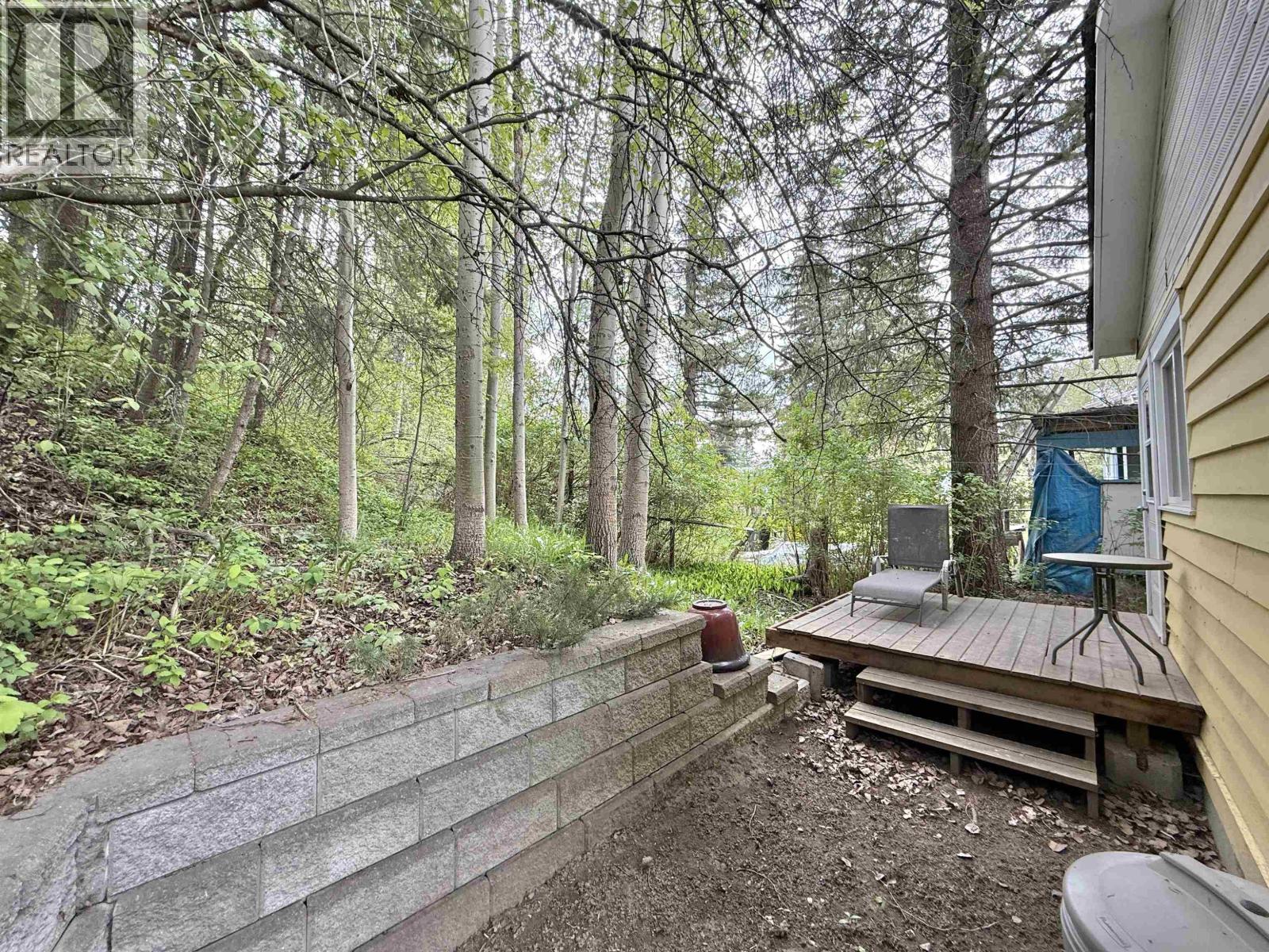 836 ELGIN STREET - 26