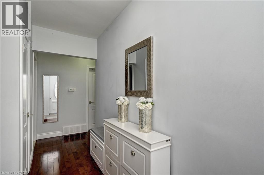 158 PLYMOUTH Road - Image 4