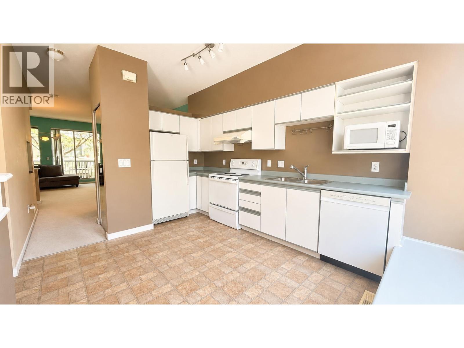 #26-12900 JACK BELL Drive, Richmond
