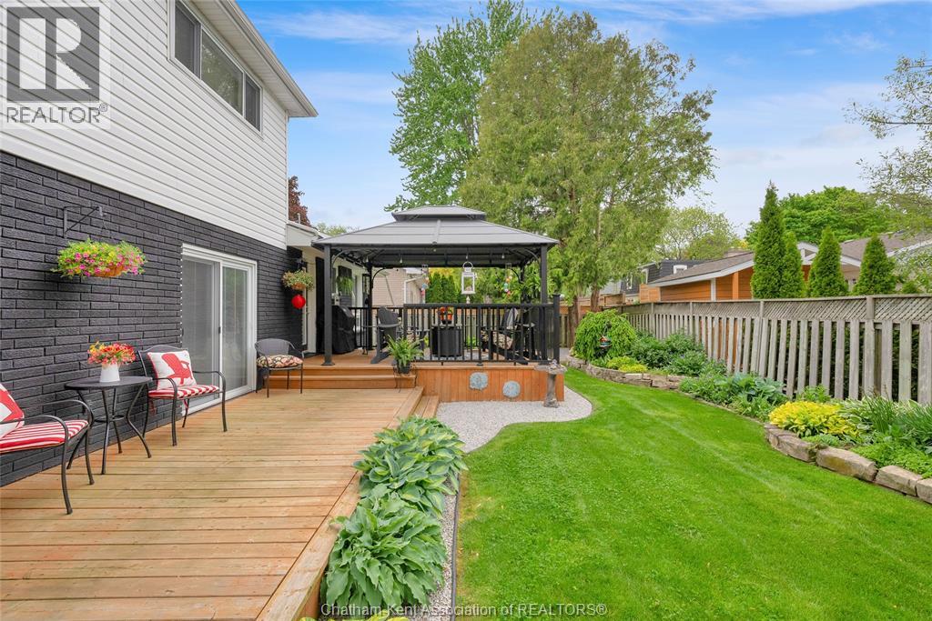 5 Phyllis AVENUE - 29