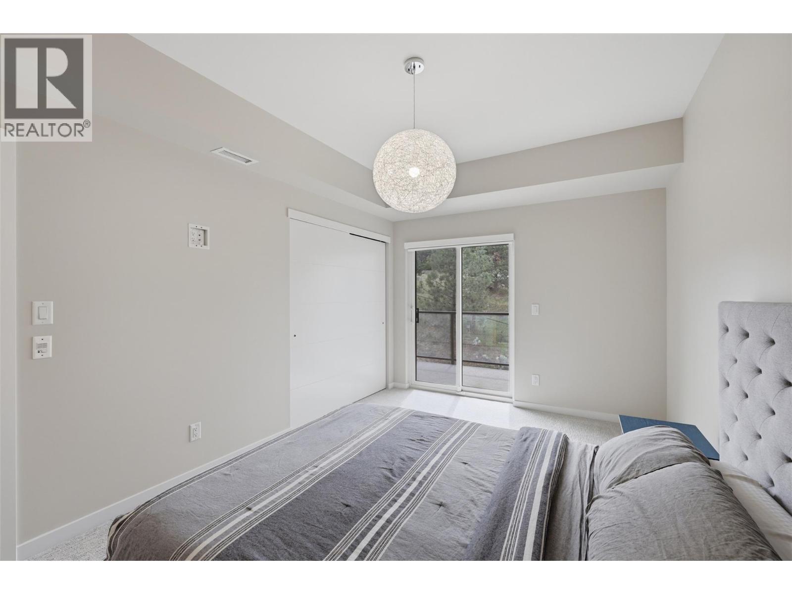 #3407 1405 Springhill Drive - 27