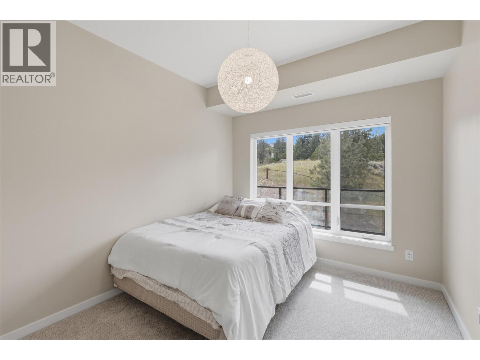 #3407 1405 Springhill Drive - 28