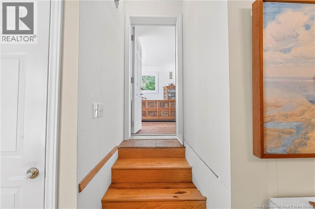 709 Mowat Drive - Image 7