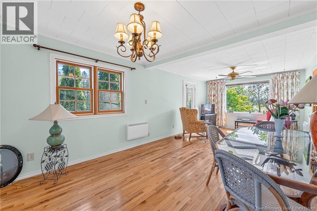 709 Mowat Drive - Image 25