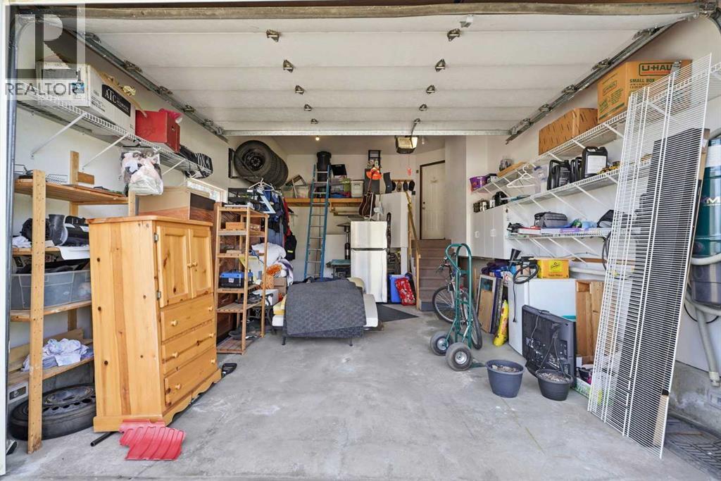18 Osmond Close, Red Deer