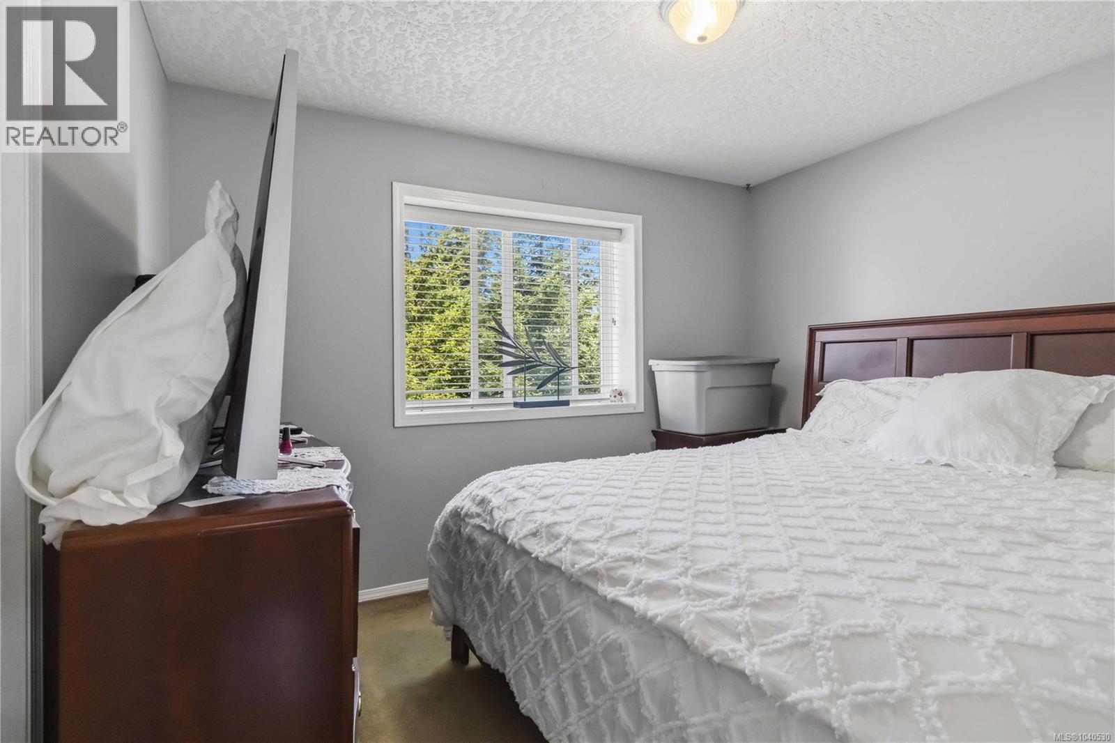 2594 Buckler Ave - 28