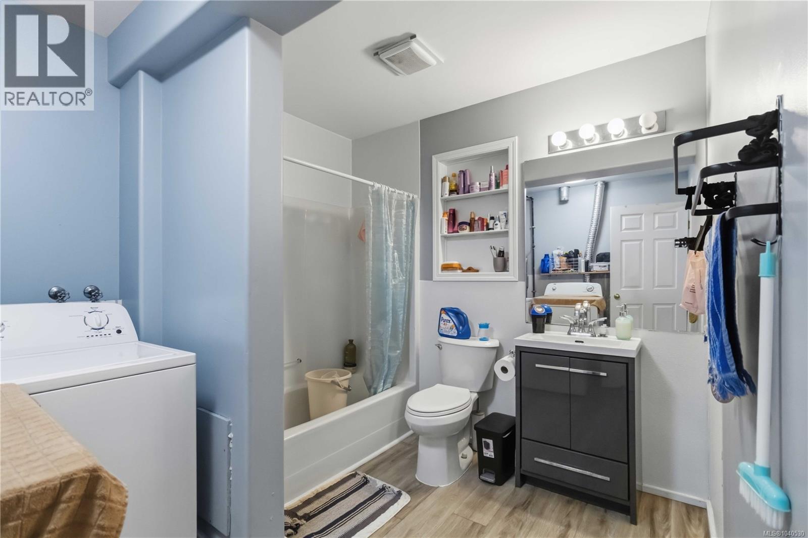 2594 Buckler Ave - 47