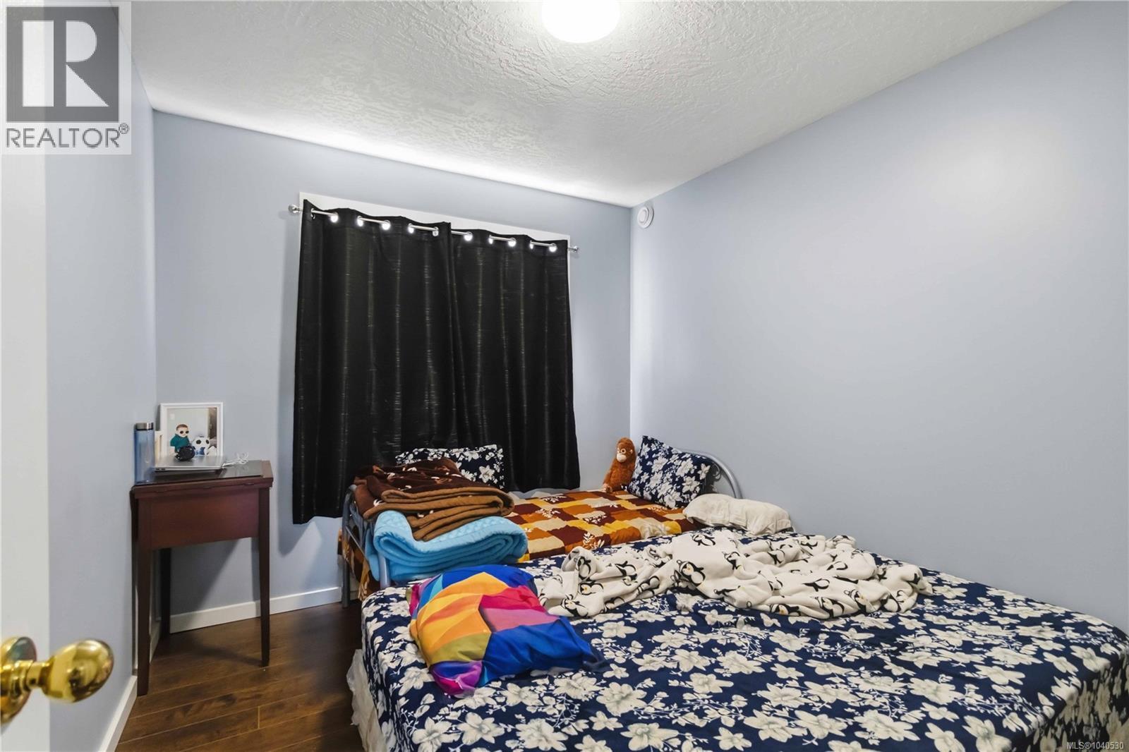 2594 Buckler Ave - 45