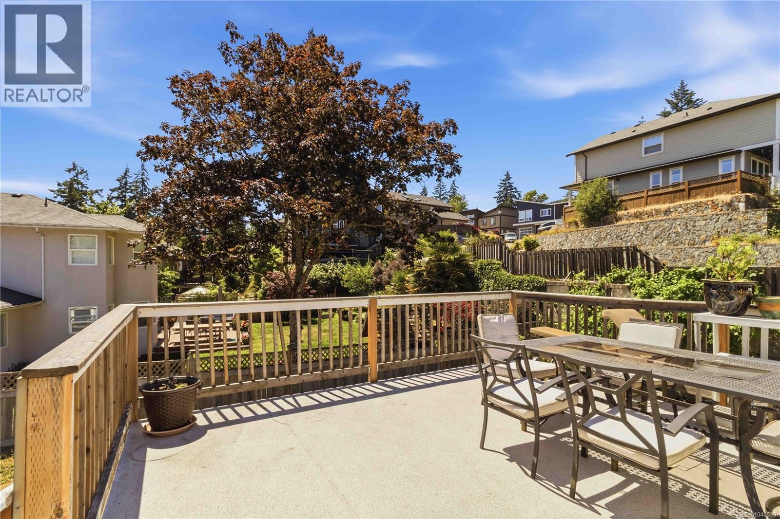 2594 Buckler Ave - 50