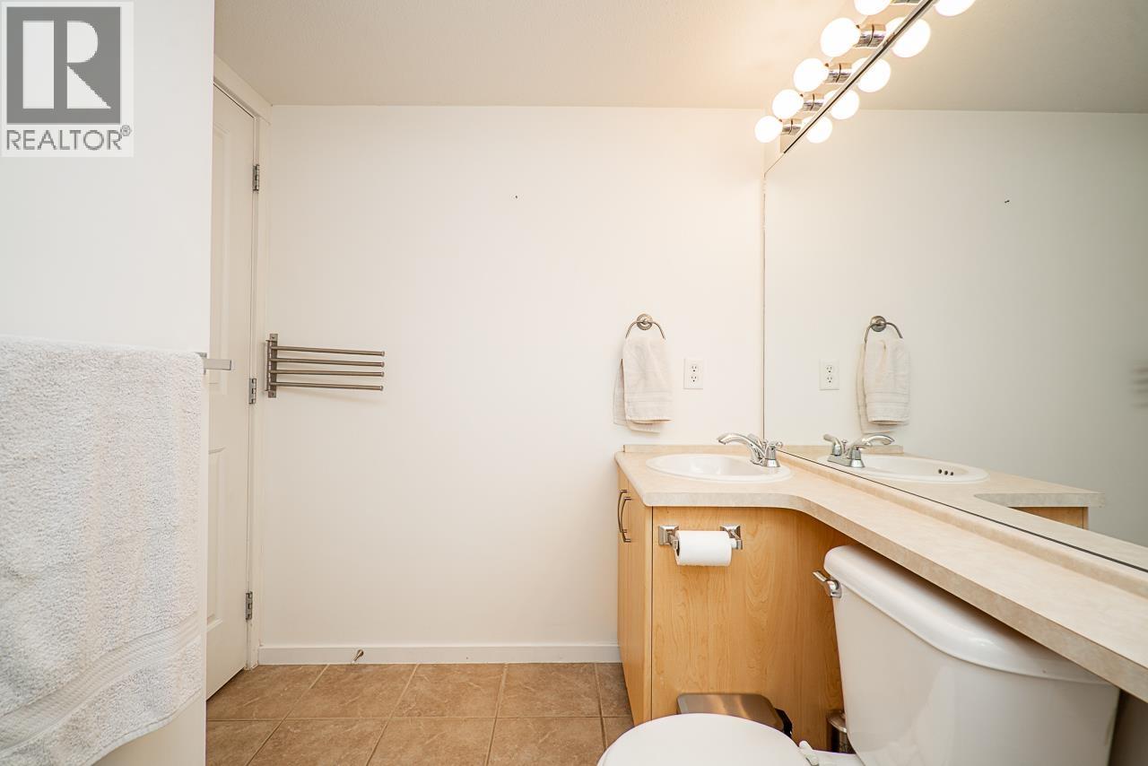 217 801 KLAHANIE DRIVE, Port Moody