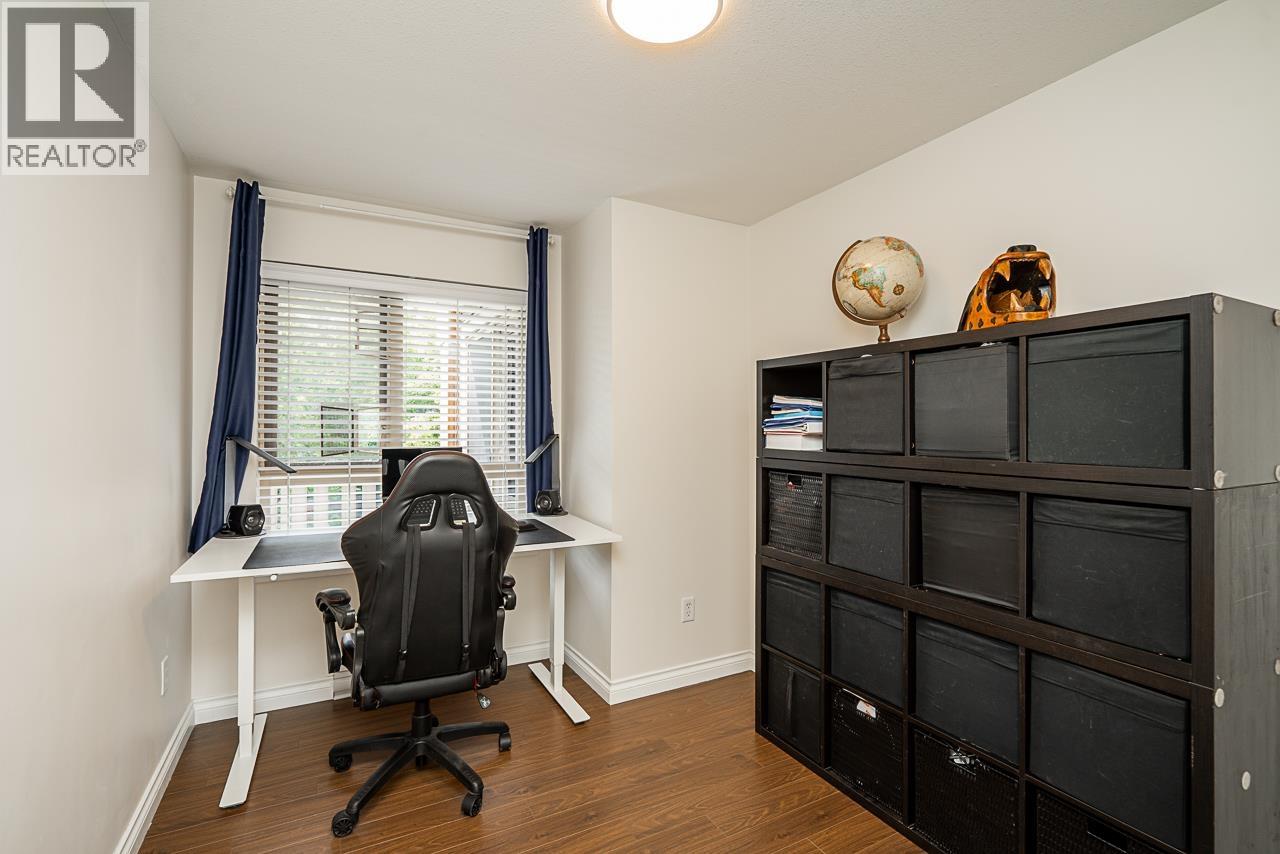 217 801 KLAHANIE DRIVE, Port Moody