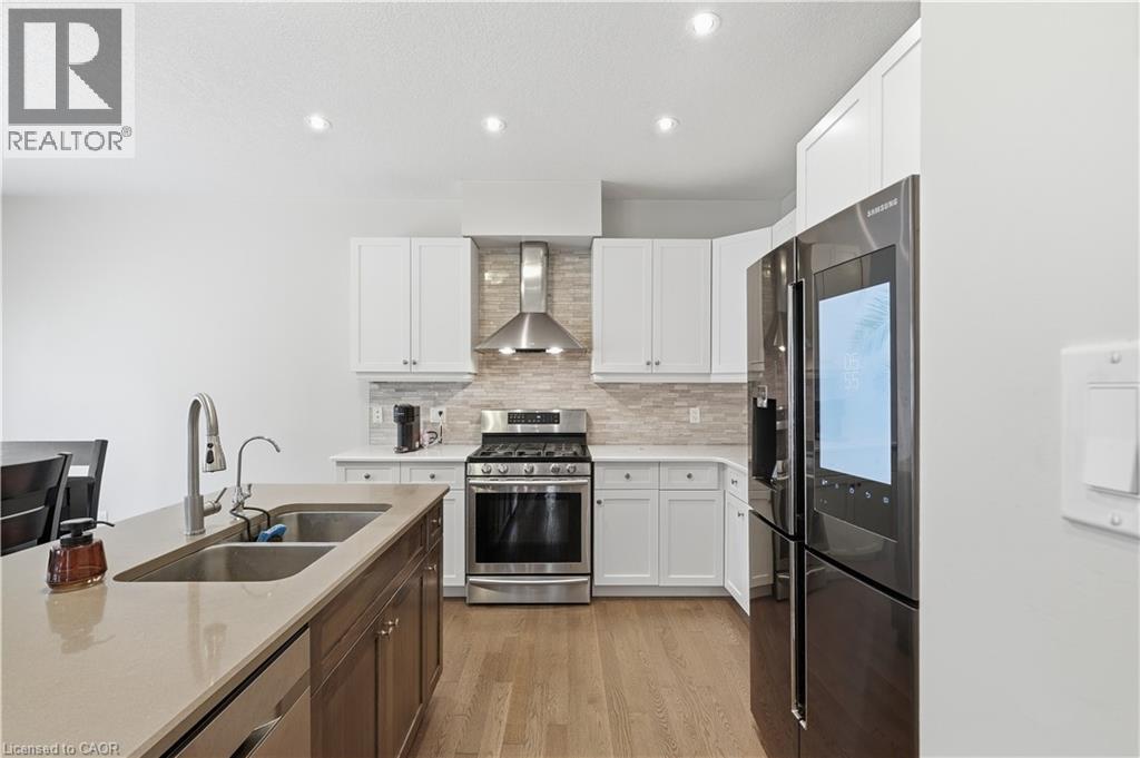 399 RIDEAU RIVER Street - 16