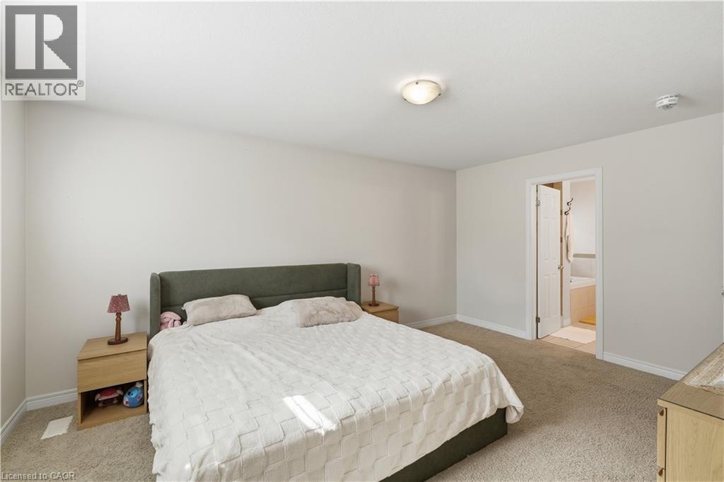 399 RIDEAU RIVER Street - 24