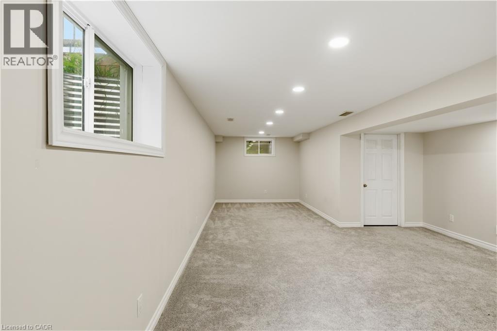 399 RIDEAU RIVER Street - 43
