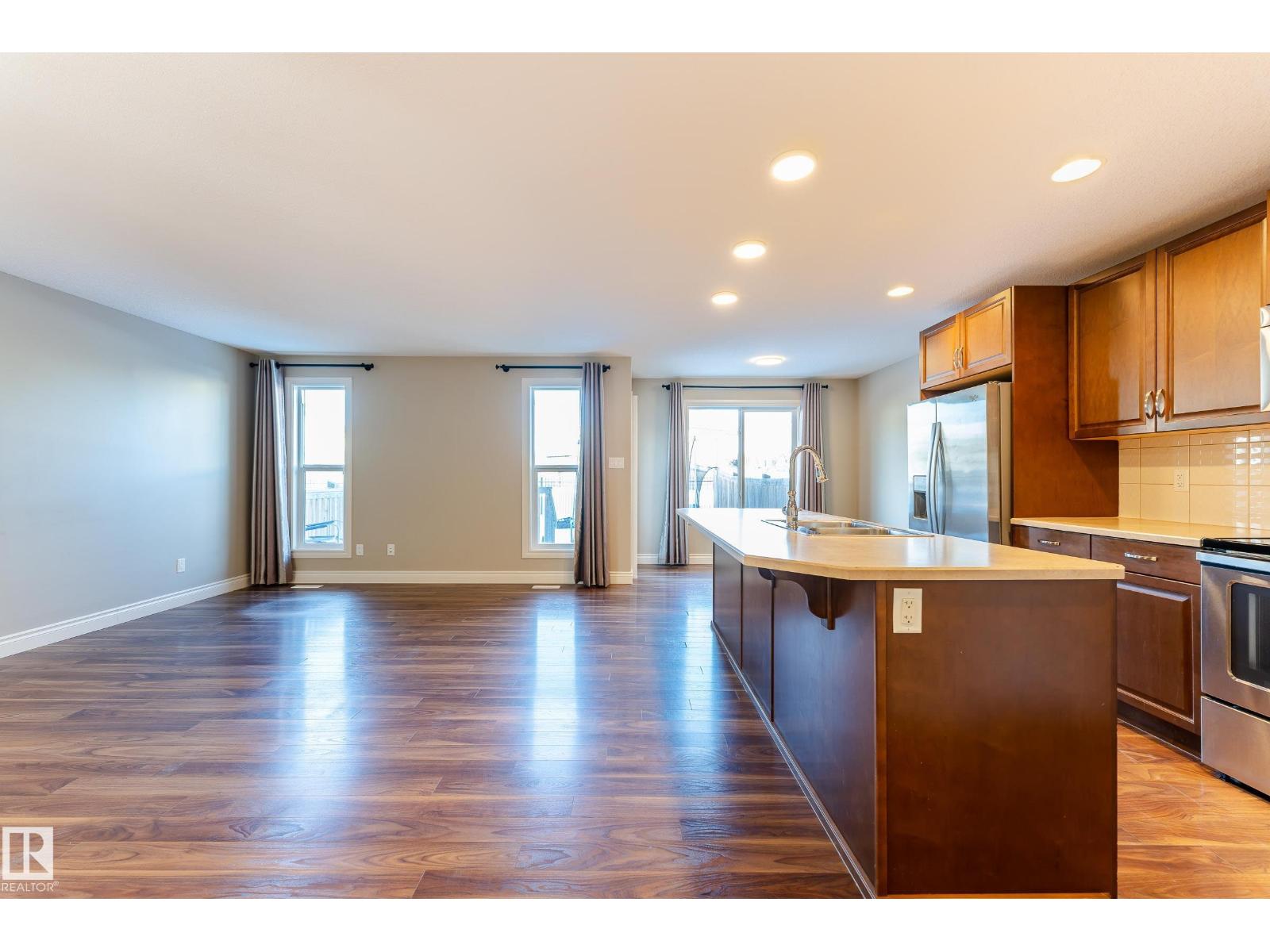 17614 8 Avenue SW - 15
