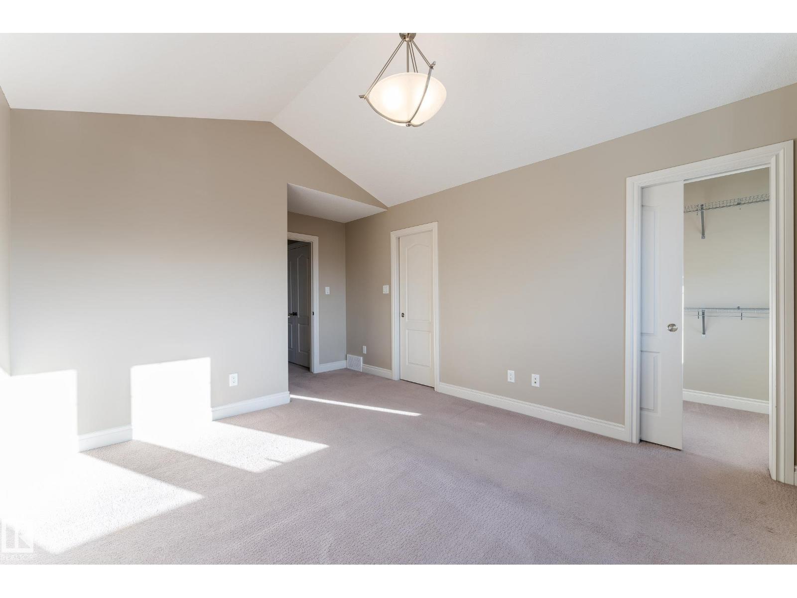 17614 8 Avenue SW - 22