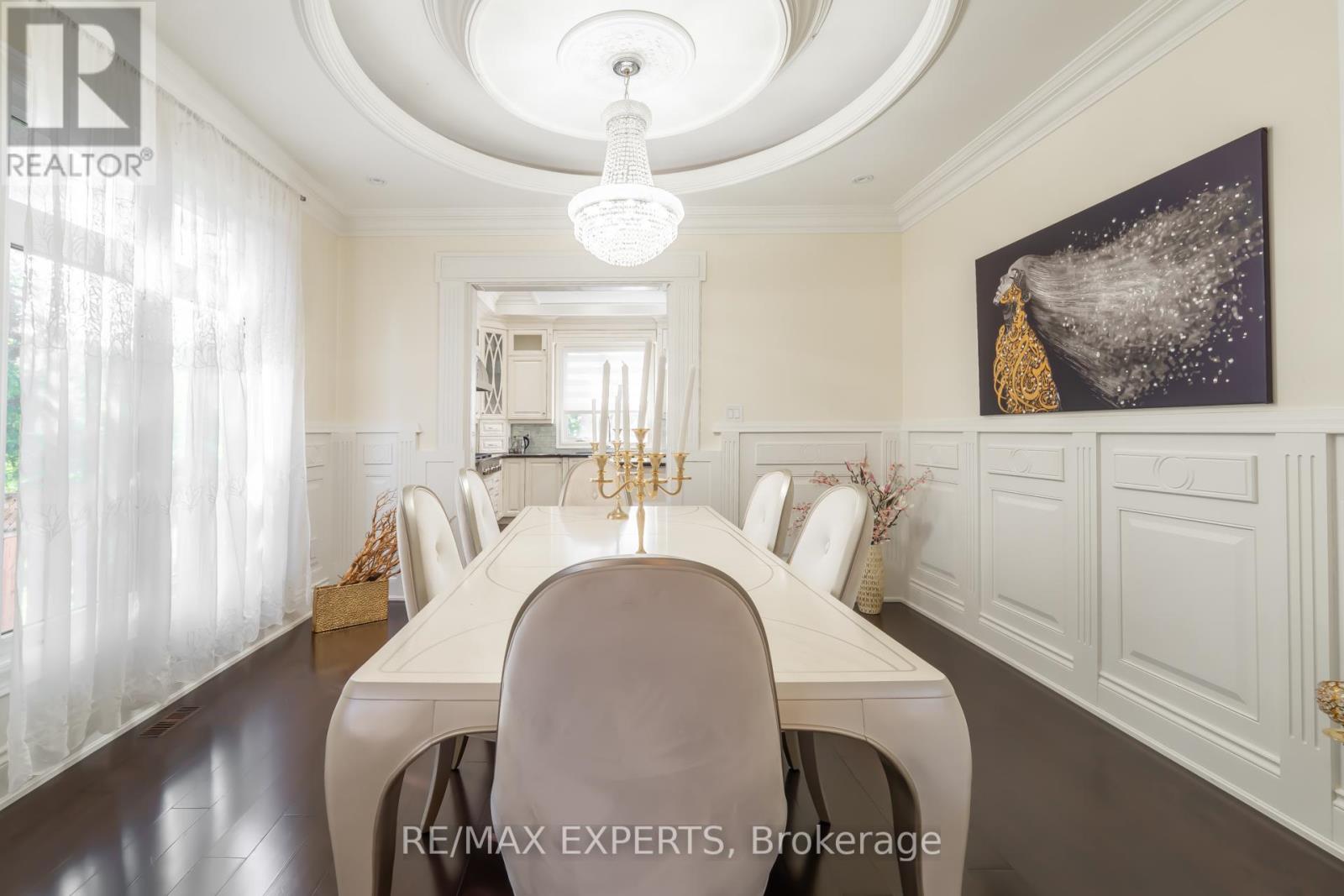 9 CALDERON CRESCENT - 8