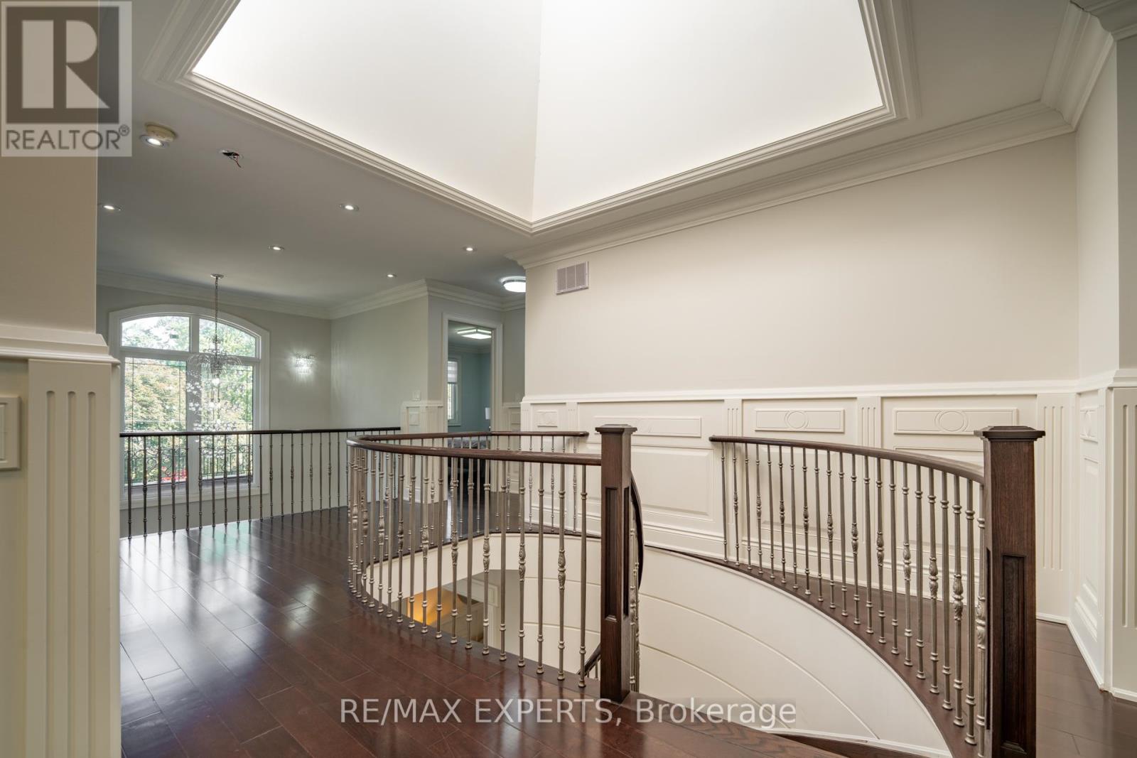 9 CALDERON CRESCENT - 19