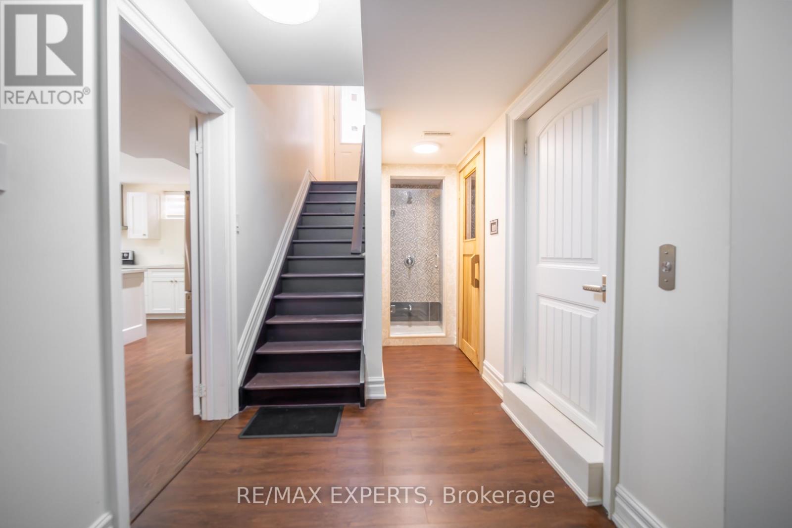 9 CALDERON CRESCENT - 26