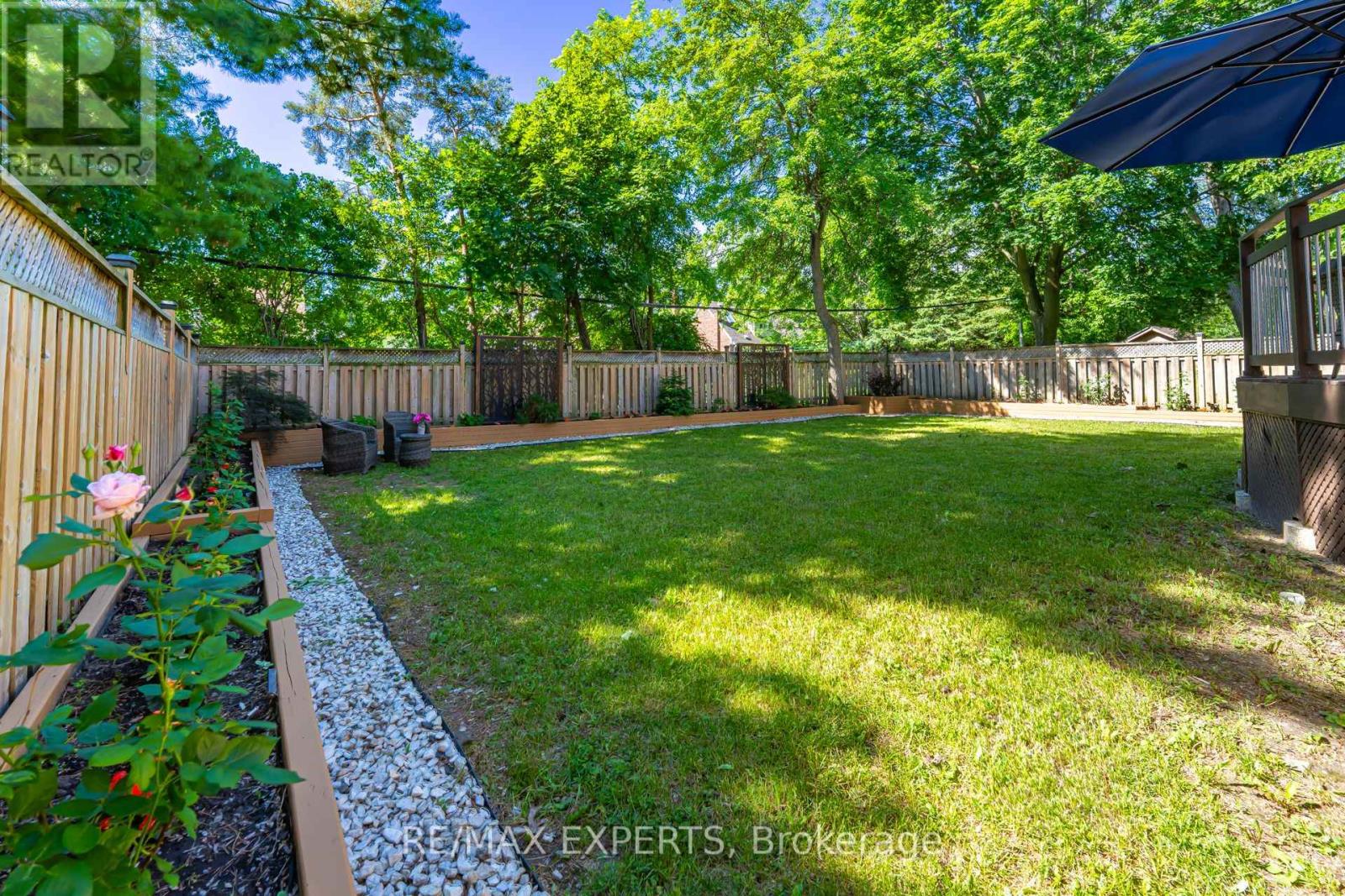 9 CALDERON CRESCENT - 37