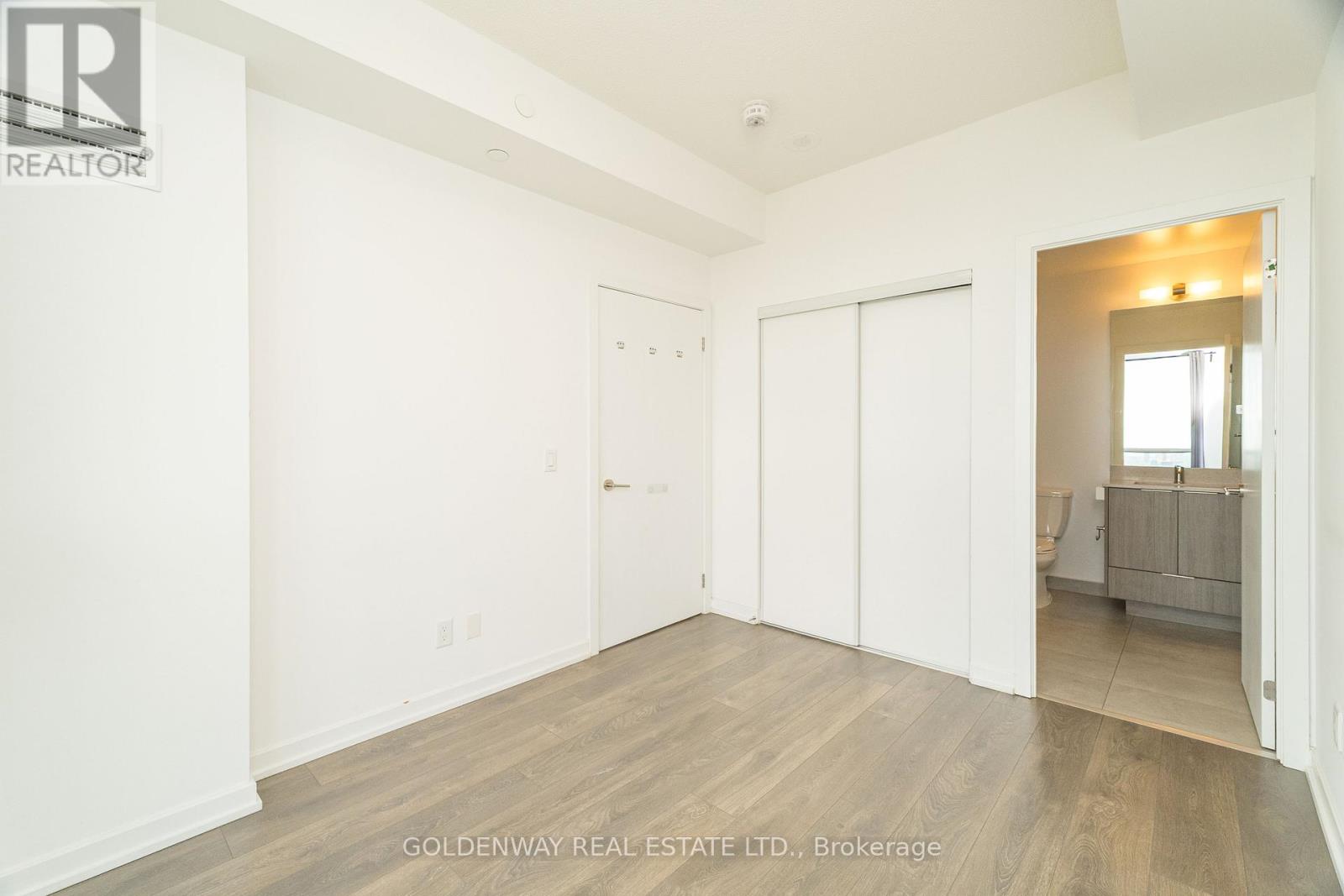 #2809 32 FOREST MANOR ROAD - 17