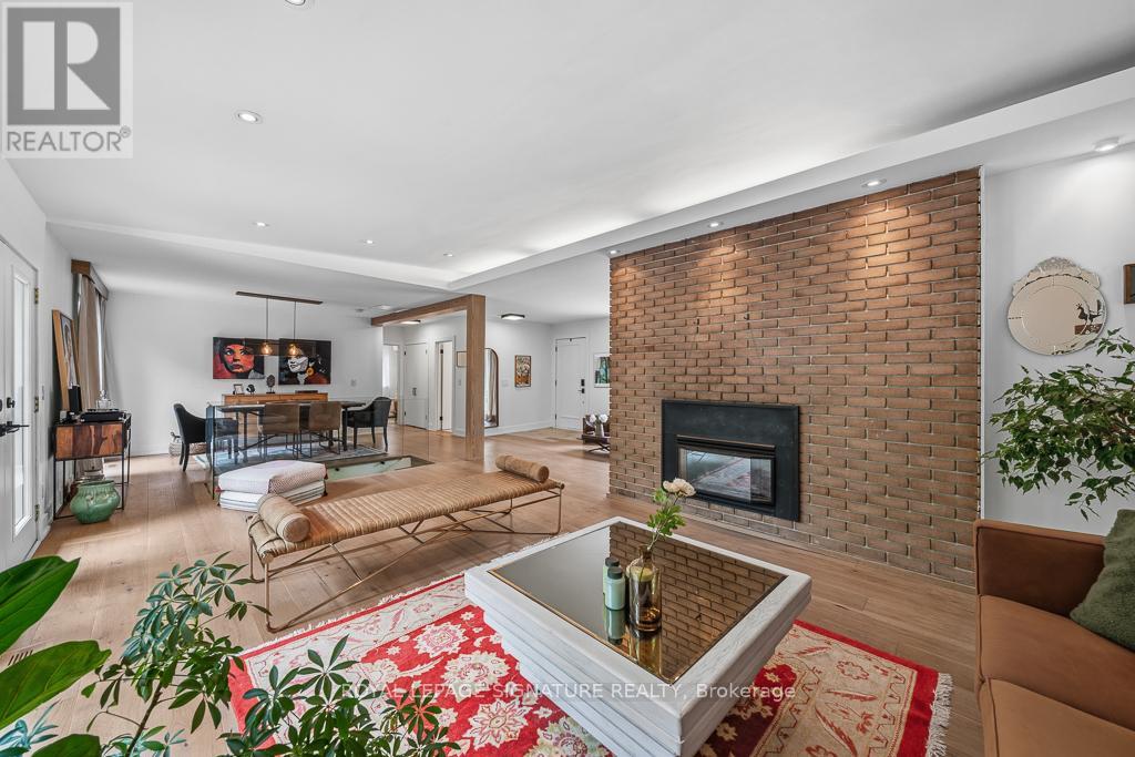11 YEWFIELD CRESCENT - 13