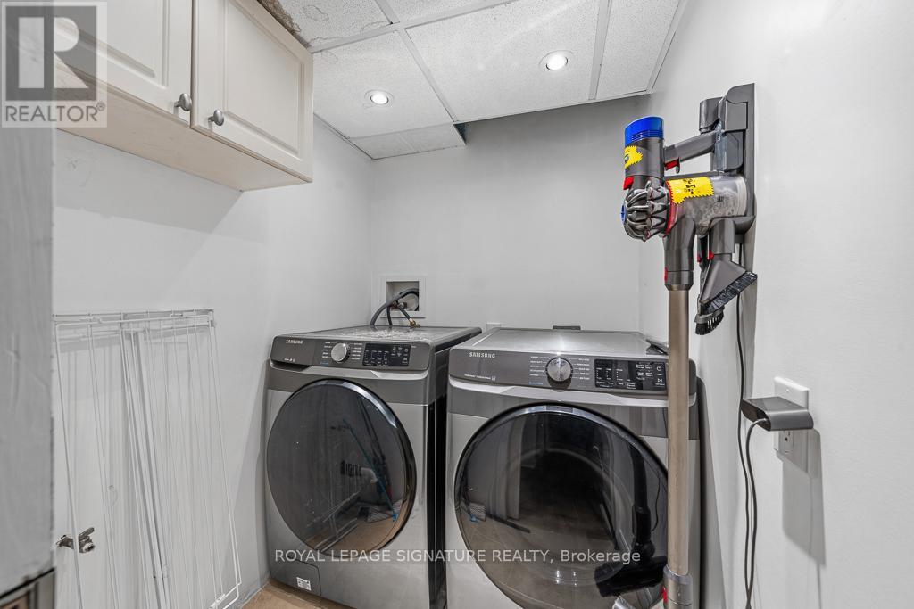 11 YEWFIELD CRESCENT - 36