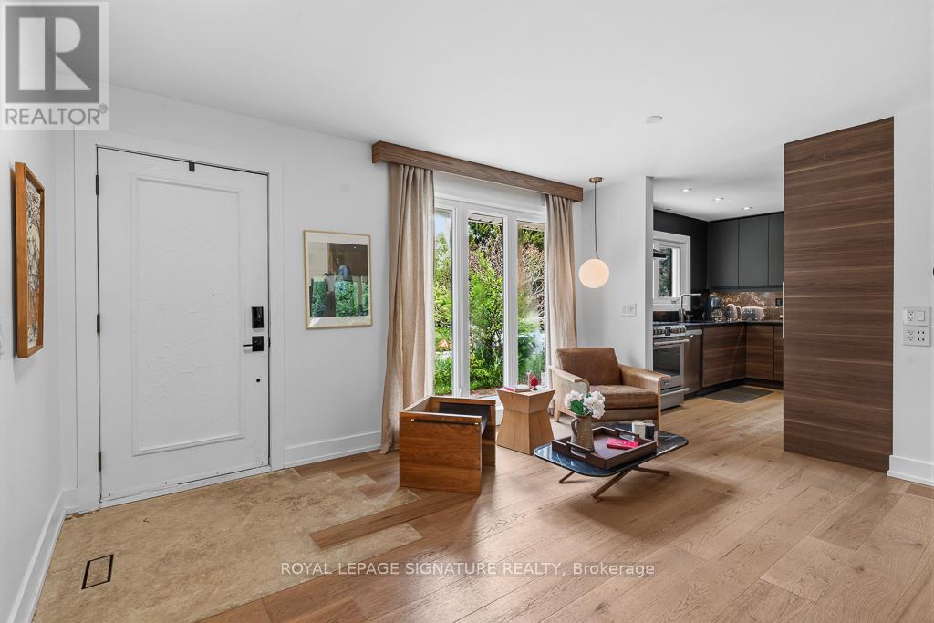 11 YEWFIELD CRESCENT - 21