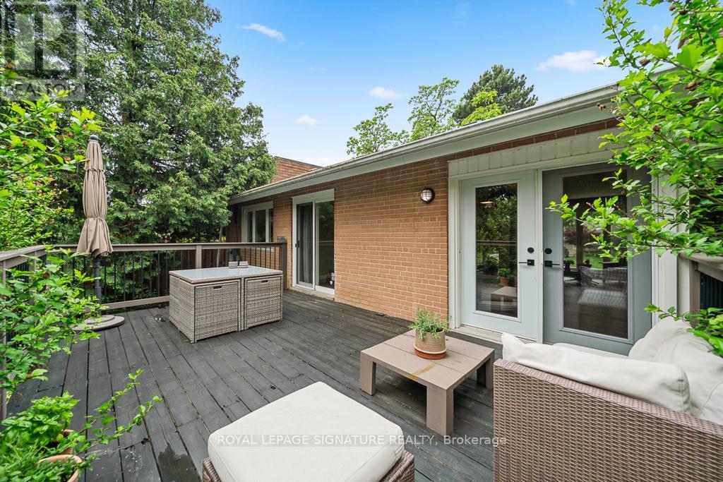 11 YEWFIELD CRESCENT - 38