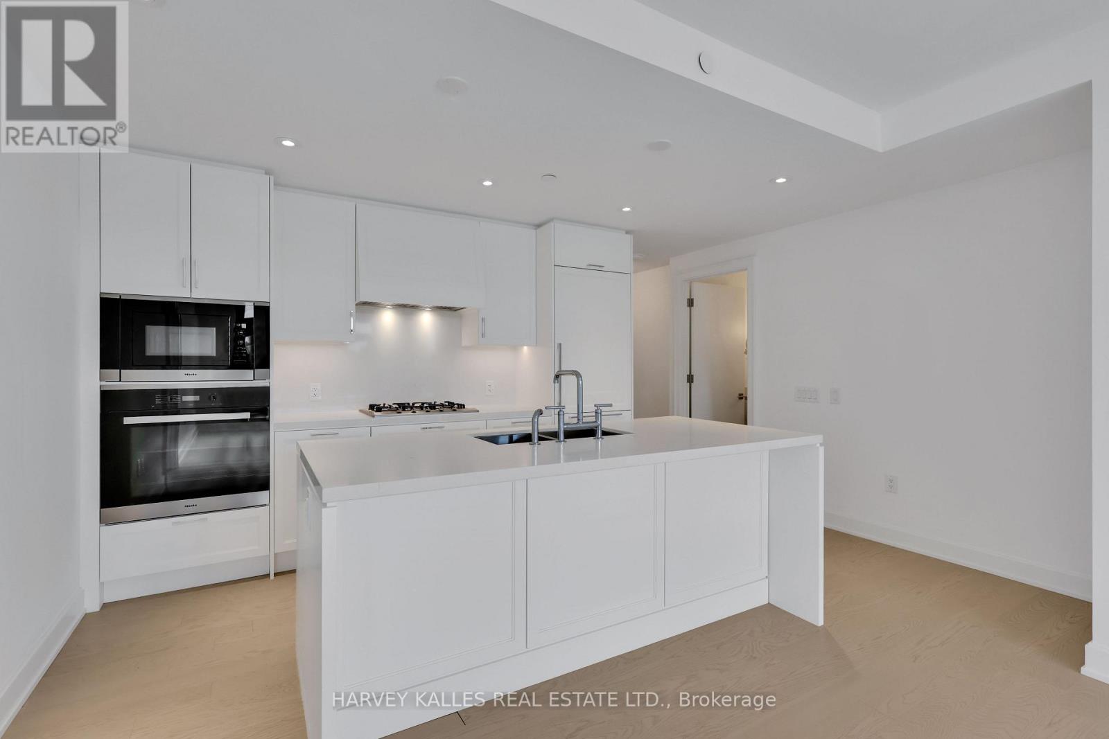 #403 1 STRATHGOWAN AVENUE - Image 14