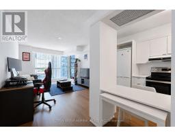 905 - 111 Elizabeth Street, Toronto, ON M5G1P7 Photo 6
