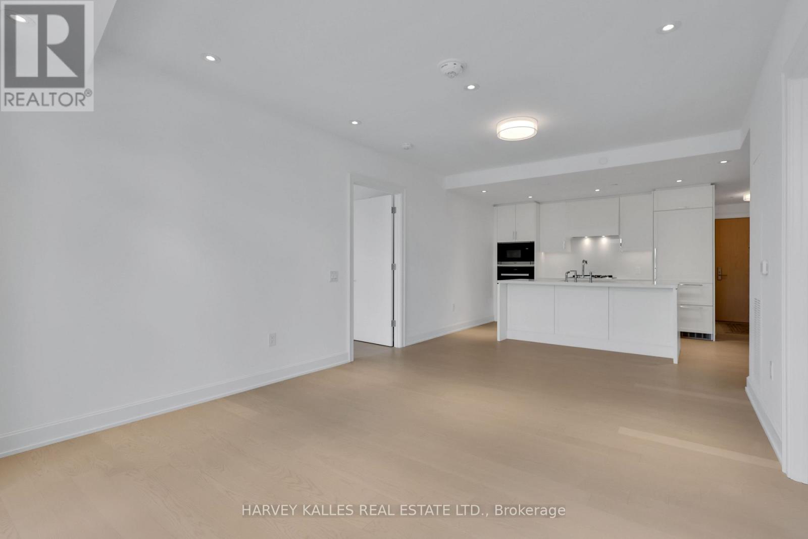#403 1 STRATHGOWAN AVENUE - Image 15